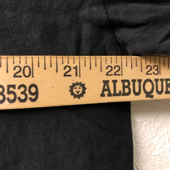 Pink Floyed Distressed Graphic Band Tee - Picture 5 of 8